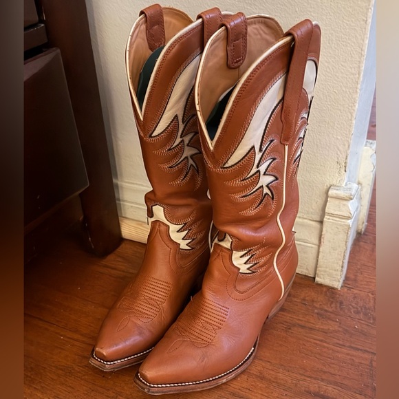 Tecovas Limited Edition Pecan and Bone Cowgirl Boots - Picture 3 of 4